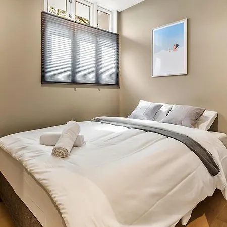 Brand New For Up To Six People Bergen